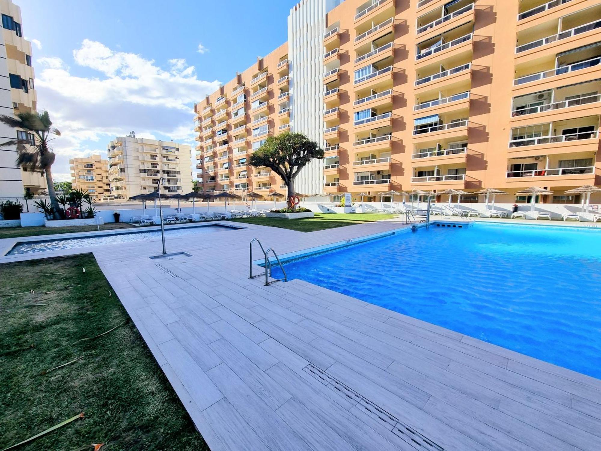 Pyr Beach And Pool Studio II Fuengirola Exteriör bild